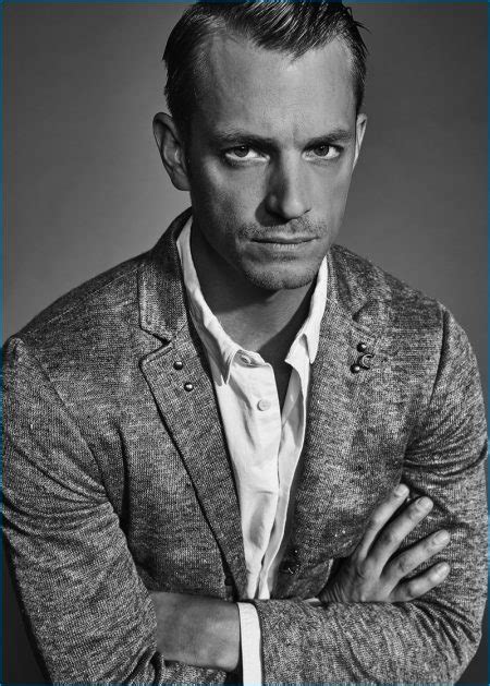 Joel Kinnaman Poses For The Laterals Dishes On Preparing For Rick Flag
