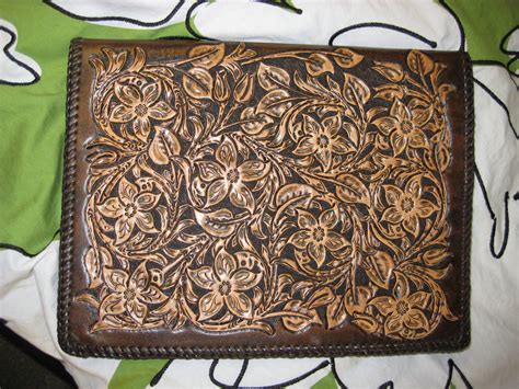 Top grain leather, vegetable tanned • color: Flowered notebook cover | Book cover diy, Leather craft, Flower notebook