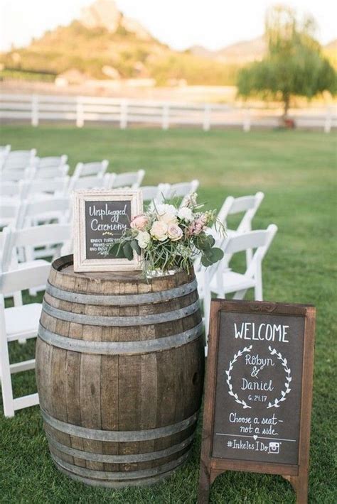 20 Budget Friendly Wedding Decoration Ideas That Look Special Rustic