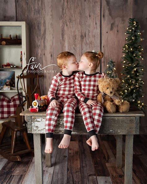 Adorable Christmas Mini Session Ideas For Your Little Ones The Wonder