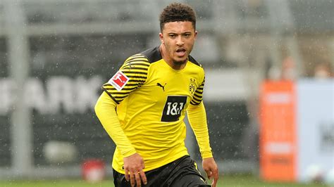 Jadon sancho fm21 reviews and screenshots with his fm2021 attributes, current ability, potential ability and salary. BVB Transfer News: Neues Angebot für Jadon Sancho von ...