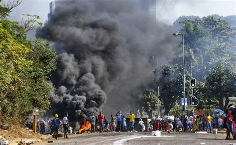 Six Killed As South African Riots Violence The Shillong Times
