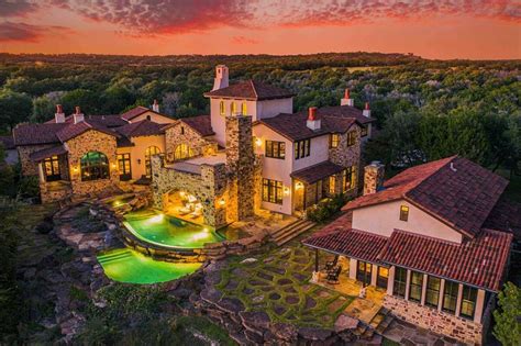 14m Luxe Italian Villa Offers Dazzling Views Of The Texas Hill Country