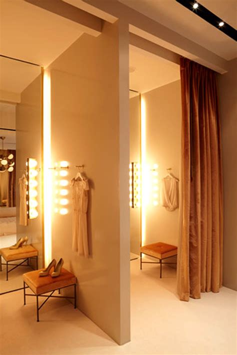 Pin by Sarah Peña on STORES/SHOWROOMS | Retail store interior design