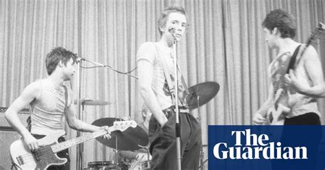Young Punks Unseen Photos Of The Sex Pistols Music The Guardian