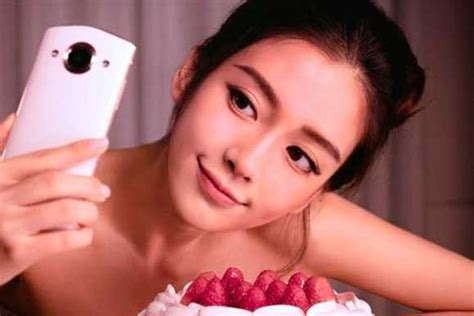 Bbc Meitu La Popular App Con La Que Las Jóvenes Chinas Mejoran Sus Selfies Y Supuestamente