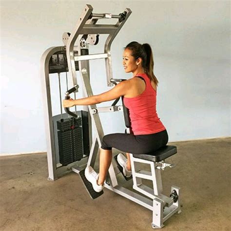 Seated Row Machine By Roxxi Franklin Exercise How To Skimble