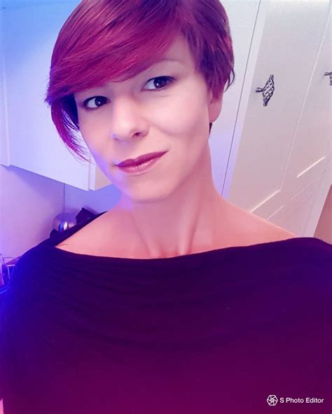 Transisbeautiful Transgender Redhead Transexual Snip Transgender Redheads Selfies