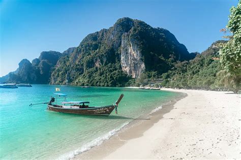 The 9 Best Things To Do In The Koh Phi Phi Islands