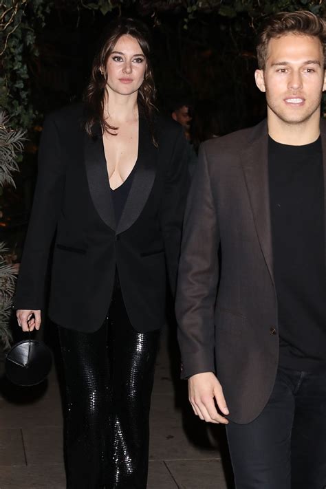 Born in san bernardino, california, and raised in simi valley. SHAILENE WOODLEY Arrives at Monot Show at Paris Fashion ...