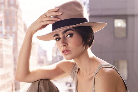 1920x1280 Lily Collins Hr Wallpaper Coolwallpapersme