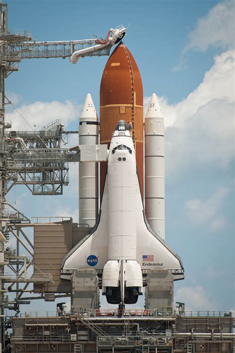 Space Shuttle Endeavour Nasa Space Shuttle Program Photo 39433658