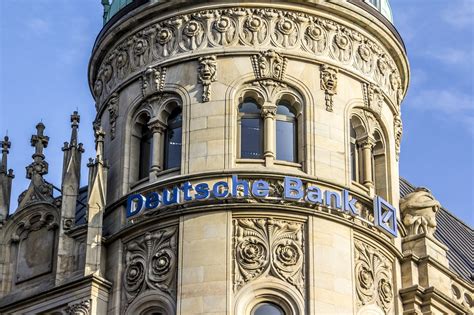 Gegründet wurde die deutsche bank im jahr 1870 in berlin. Deutsche Bank agrees strategic partnership with Google ...