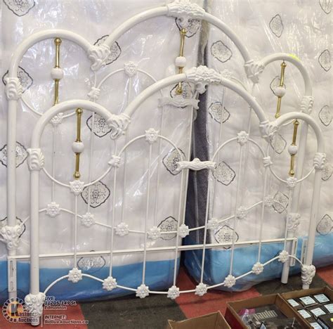 Salesman sample wrought iron bed frame made by simmons mfg. ORNATE VINTAGE WROUGHT IRON BED