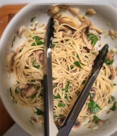 Hundreds of delicious recipes, paired with simple sides, that can be on your table in 45 minutes or less. You need this pasta sauce in your life | Light pasta sauce ...