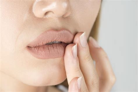Lip Fungus Thrush Cheilitis In Infants Or Adults Causes Remedies Creams And Treatments