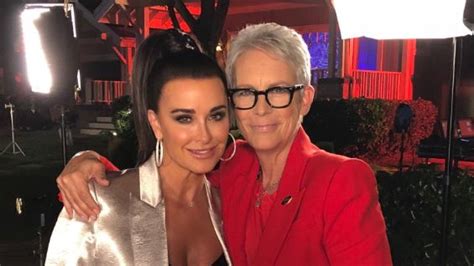A birthday bash for her eldest daughter is a good way for her to don a sizzling outfit. Jamie Lee Curtis Reunites With 'Halloween' Co-Star Kyle Richards 40 Years Later (Exclusive ...
