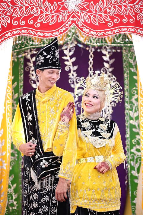 13 Baju Pengantin Adat Melayu Pontianak Terbaru Baju Pernikahan