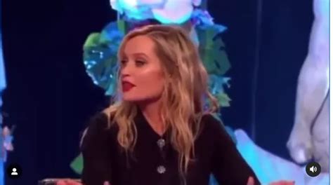 Laura Whitmore Leaves Fans Gobsmacked As She Fits Her Whole Fist In