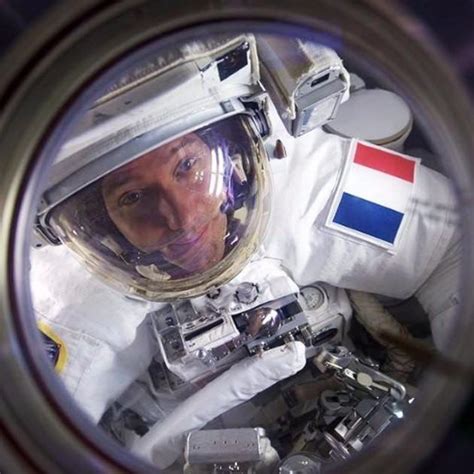 De Gagarine à Thomas Pesquet L'entente Est Dans L'espace - Thomas Pesquet Astronaute : Thomas Pesquet en contact live avec des