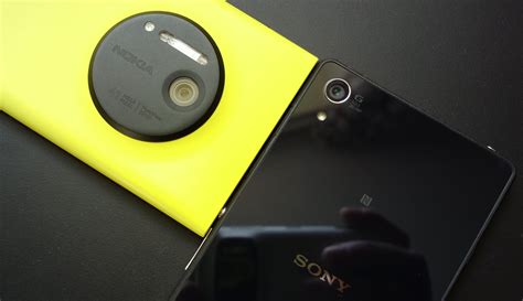 Hands On Comparison Nokia Lumia 1020 Vs Sony Xperia Z2