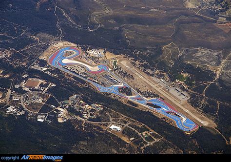 Popular destinations to le castellet. Le Castellet Airport - AirTeamImages.com