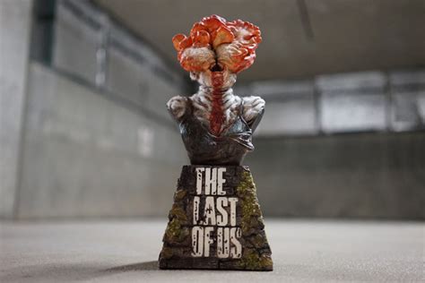 For this tutorial i made the prosthetic on my own arm, but i recommend that you make it on a hard nonporous surface, as it will make the whole process. Check out the The Last of Us' Photo Mode Winners - Rely on ...