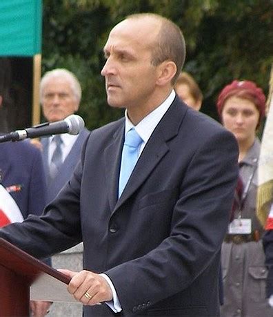 Kazimierz marcinkiewicz chwali się muskulaturą. Kazimierz Marcinkiewicz - Życiorysy.pl