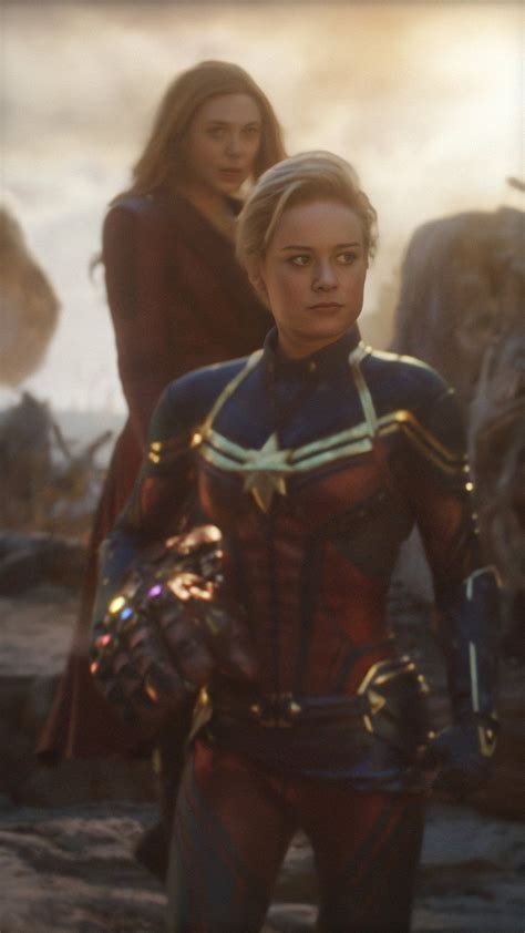 Liz Olson As Scarlett Witch Brie Larson As Captain Marvel Avengers Endgame Captain