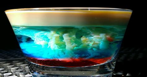 The alien brain hemorrhage shot recipe sounds lethal and what's even better, especially for halloween, is that it looks disgusting too. Alien brain hemorrhage cocktail : oddlysatisfying