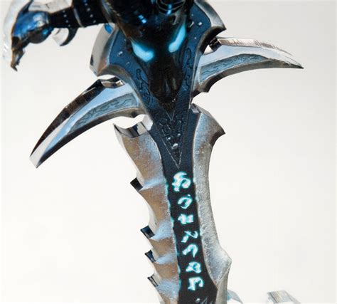 Arthas Lich King Figure World Of Warcraft Figurine With Frostmourne