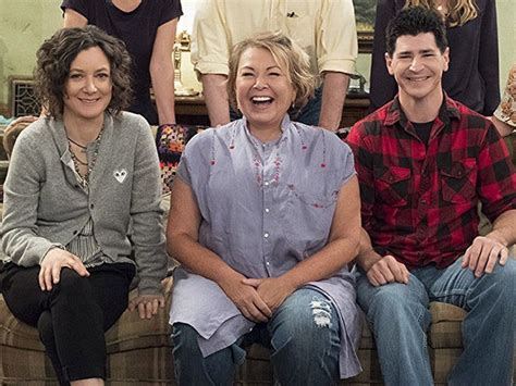 Roseanne Barr Lashes Out At Co Stars Sara Gilbert Michael Fishman