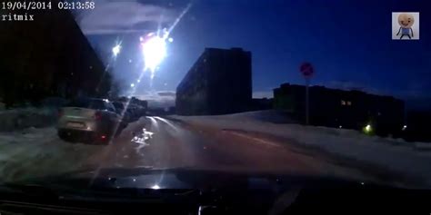 Huge Fireball Lights Up The Night Sky In Northern Russia