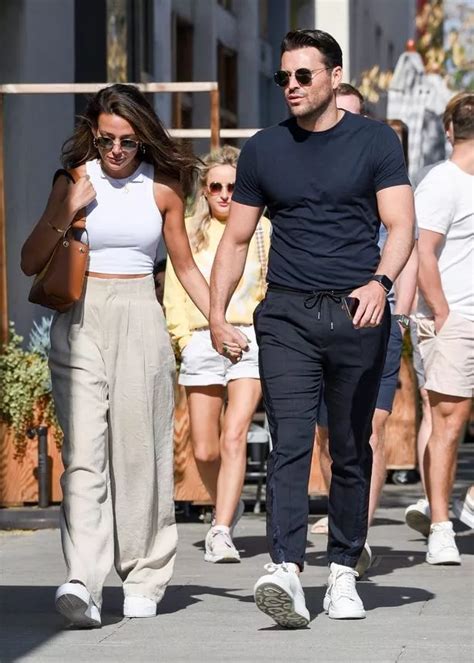 Mark Wright And Michelle Keegan S Rare Display Of Affection As They Re Pictured In La Me And