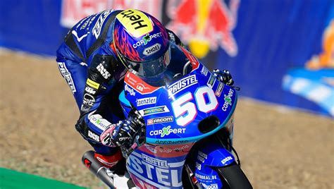 On behalf of the entire motogp family, we send our love to his team, his family, and his loved ones. ¿Quién era Jason Dupasquier, el piloto que falleció en un ...