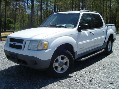 2002 explorer sport trac specs (horsepower, torque, engine size, wheelbase), mpg and pricing by trim level. 2002 Ford Explorer Sport Trac - Overview - CarGurus