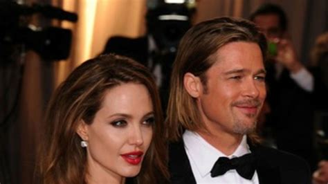 Excuse Me Brad Pitt Gave Angelina Jolie What For Valentines Day