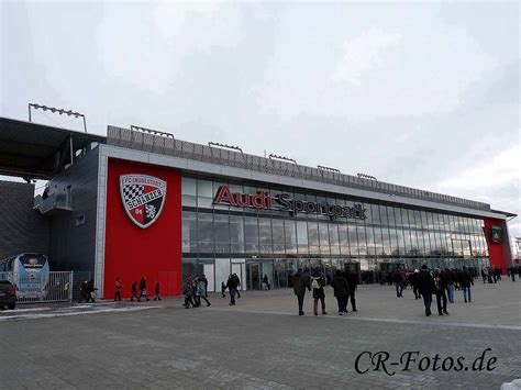 22.05.2021 im kampf um den aufstieg in die 2. FC Ingolstadt 04 - 1860 München 1:1 am 12.12.10 | CR-Fotos.de