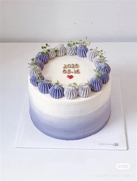 You'll never had to trim cakes black aesthetic uploaded by. Minimalist Korean-Style Birthday Cakes To Take Inspiration ...