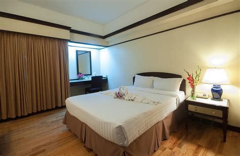 Indoor lift, a meal may be. Thailand BEST Budget Hat Yai Hotels (incl. 2-Way Airport ...