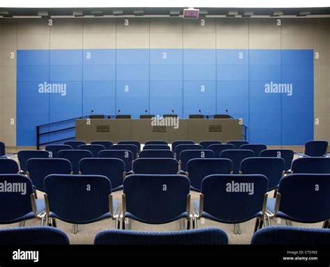 Press Conferences Hi Res Stock Photography And Images Alamy