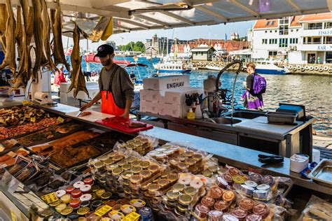 Fish Market In Bergen Ts And Souvenirs Bergen Norway
