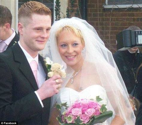 Mother Of Seven Hanged Herself After Getting Pregnant Daily Mail Online