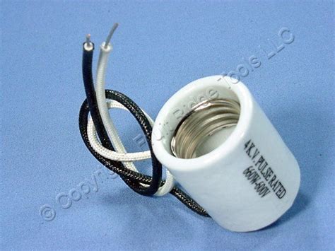 Leviton 70046 Porcelain Lamp Holder Light Socket Hid 4 Kv Pulse Rated