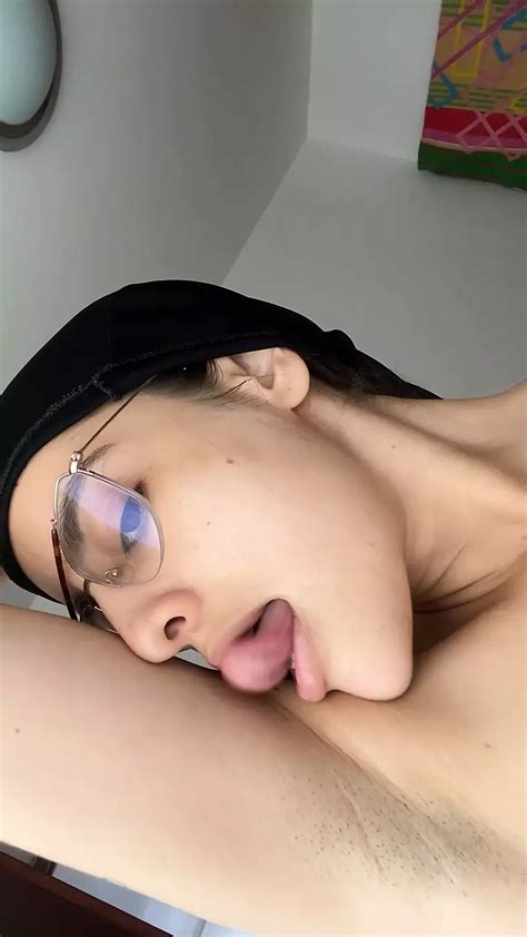 arab sucking armpits and playing with armpit hairs porn a8 xhamster