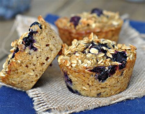 Baked Blueberry Oatmeal Cups