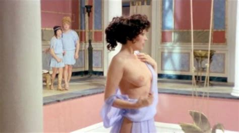 Maria Baxa Nuda In Per Amore Di Poppea Dago Fotogallery