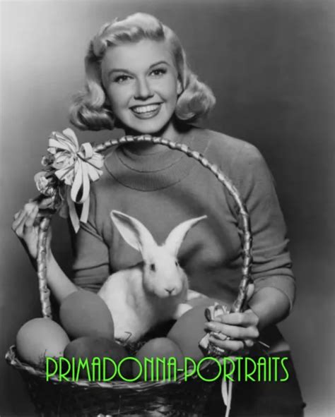 Doris Day 8x10 Lab Photo 1950s Easter Bunny Eggs In Basket Adorable