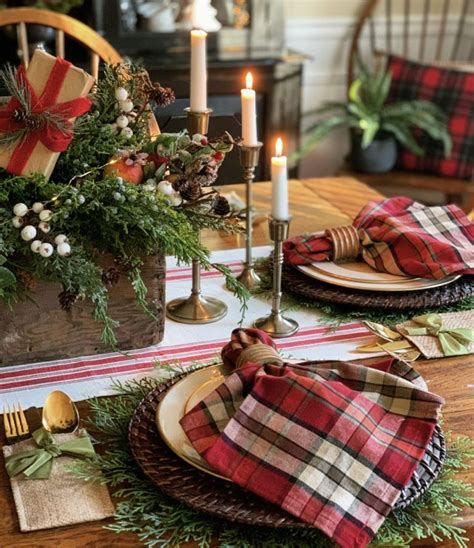 5 Clever Ideas For The Prettiest Christmas Table Settings Christmas