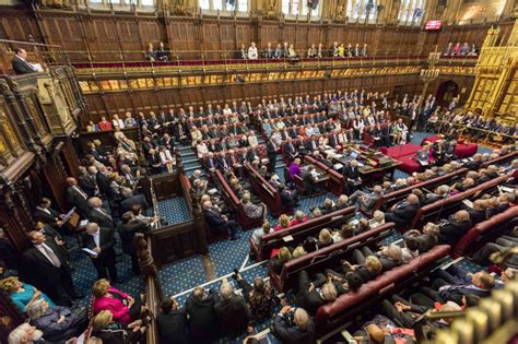 Starting as a lonesome lord, you must build a small empire by collecting gold and building your base. House of Lords London - The People's Moon
